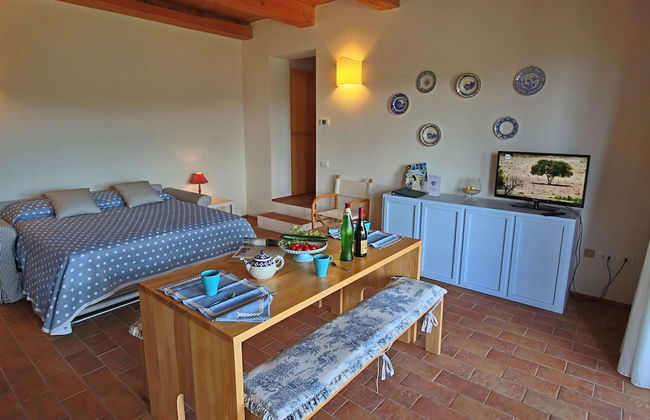 Tranquil Hilltop Cottage - Photo 26