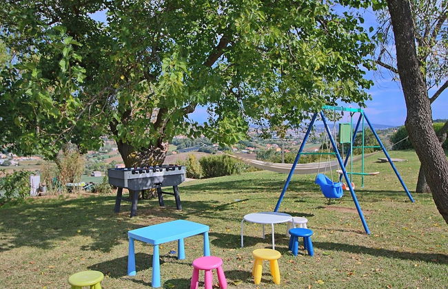 Tranquil Hilltop Cottage - Photo 21