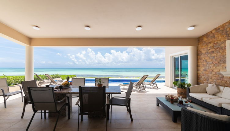 Foto 1 - Beachfront Homes by Playa Paradise