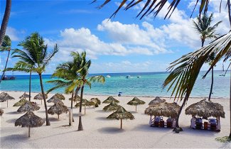Foto 1 - Los Corales Tropical Beach Resort & SPA