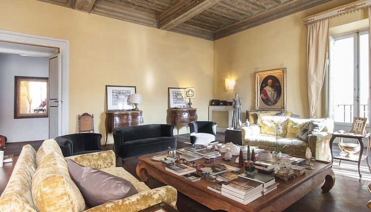 Photo 1 - Rome an Aristocratic Apartment in Historic Palace Near the Piazza Navona