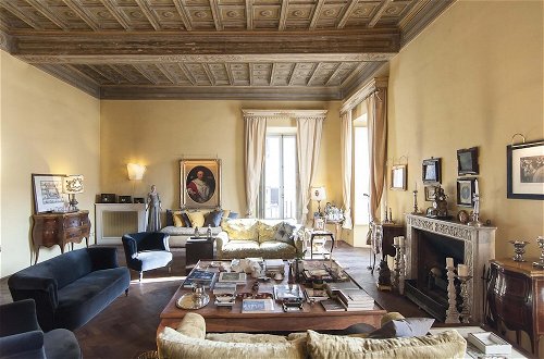 Photo 4 - Rome an Aristocratic Apartment in Historic Palace Near the Piazza Navona