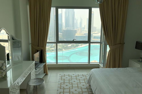 Photo 15 - Ultimate Stay 4BR Burj Khalifa view