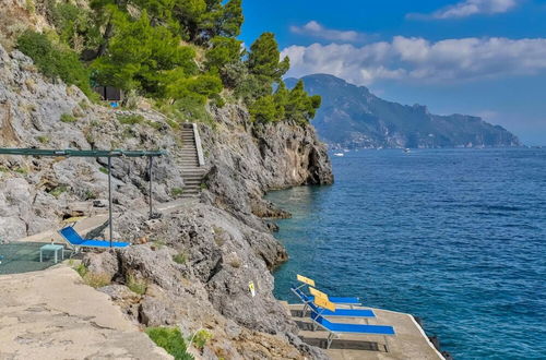 Photo 4 - Luxury Room With sea View in Amalfi ID 3935