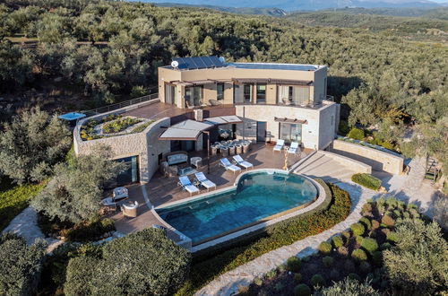 Photo 42 - Captivating 5br Pool Villa Close Navarino Golf