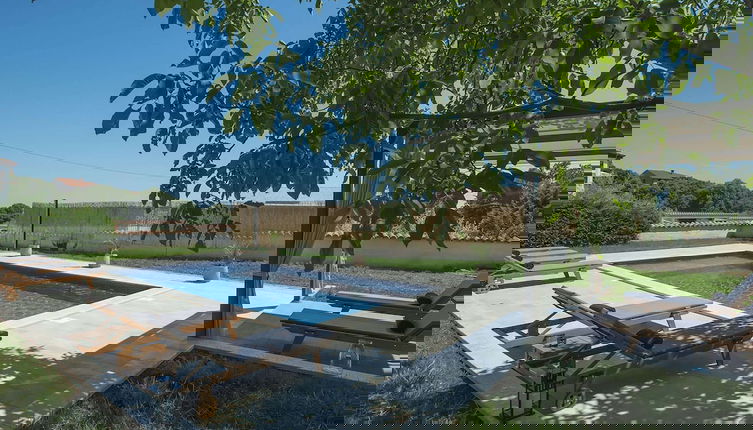 Foto 1 - Villa in Peroj With Pool