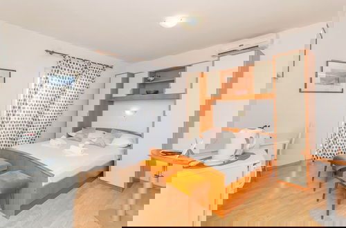 Photo 2 - Apartments Katica