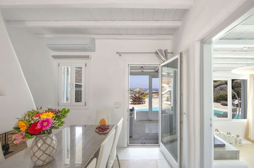 Photo 10 - Beautiful Large Luxury Villa in Mykonos