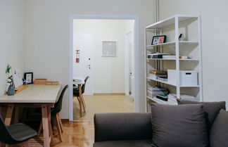 Foto 1 - Newly Renovated Athenian Apt