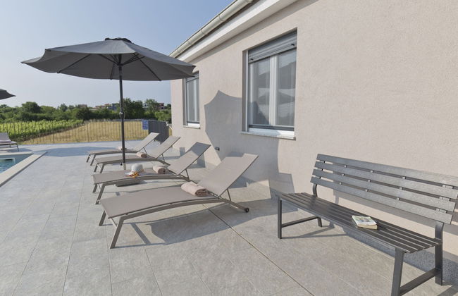 Villa in Kanfanar With Swimming Pool - Foto 25