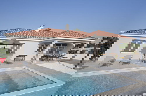 Foto 14 - Villa in Kanfanar With Swimming Pool