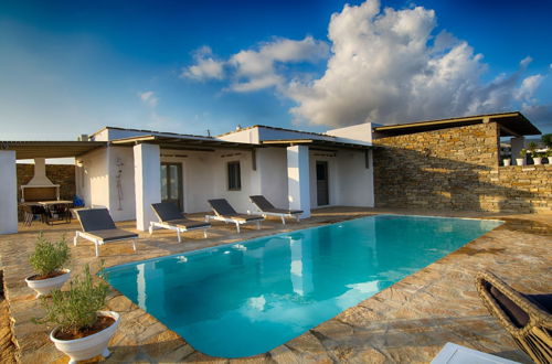 Photo 2 - Paros Afrodite Luxury Villas