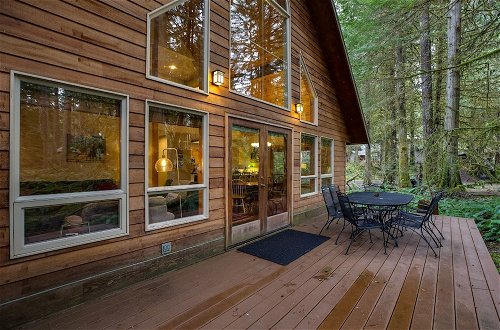 Photo 24 - Mt Baker Lodging Cabin 40 - HOT TUB, PETS, SLEEPS 8! by MBL