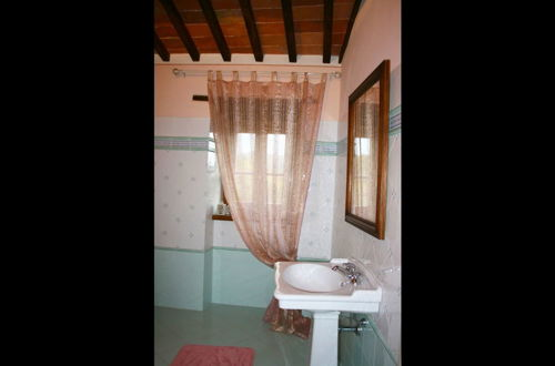 Foto 12 - Wonderful private villa with private pool, A/C, WIFI, TV, pets allowed and parking, close to Are...