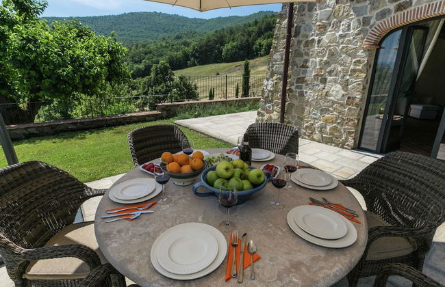 Luxury Villas in Poppi With Heated Pool - Photo 29