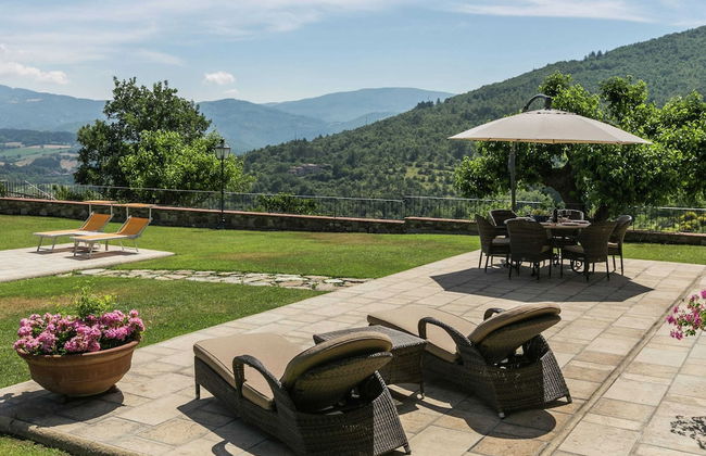 Scenic Stay in Poppi With Pool - Photo 36