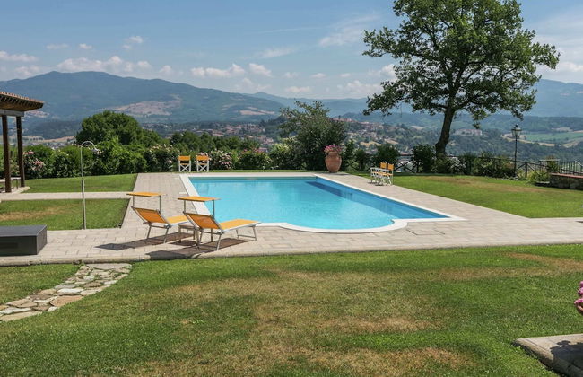 Scenic Stay in Poppi With Pool - Photo 27