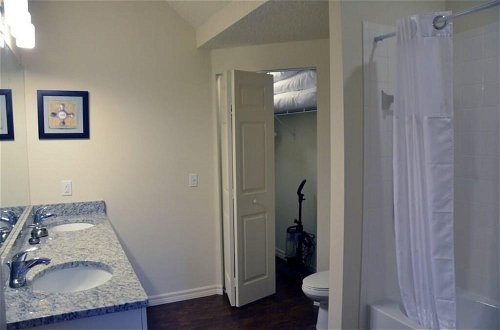 Photo 4 - November Special at LV 3 Beds 2 Baths Id:61209