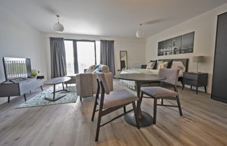 Photo 2 - Seven Living Ashford - Luxury Studio Apartment