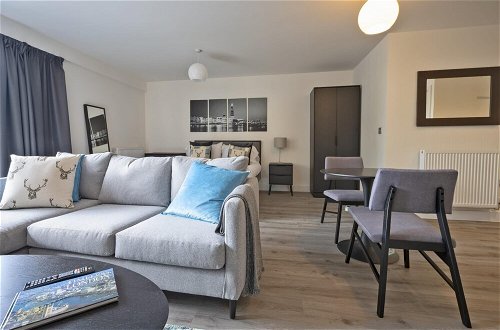 Photo 4 - Seven Living Ashford - Luxury Studio Apartment