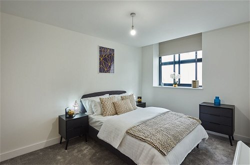 Photo 9 - 1BR Flat With a Double Bed - New Eton House Residence Slough