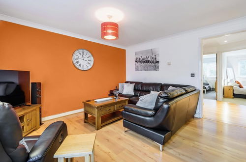 Photo 10 - Stylish 2 Bedroom Apartment Central Exeter Parking on Site