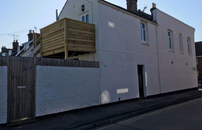 1 Bed Flat Sleeps 4, Free Parking, Balcony - Foto 27