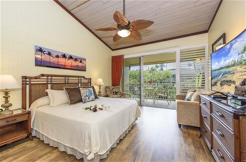 Photo 1 - Napili Shores D229 Studio Bedroom Condo by RedAwning