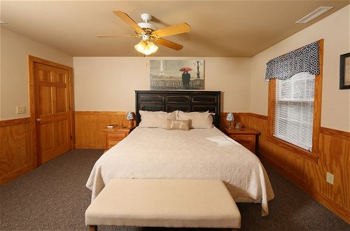 Photo 6 - Cedar Falls 8 - Three Bedroom Chalet