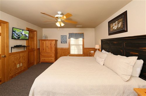 Photo 8 - Cedar Falls 8 - Three Bedroom Chalet