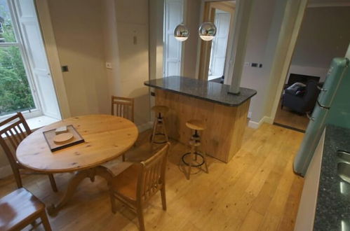 Foto 5 - JOIVY Edinburgh Spacious Apartment - Royal Mile