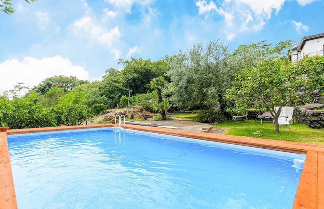 Charming Villa With Pool and Panoramic Surroundings - Foto 16