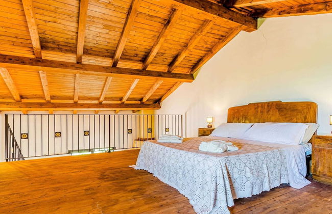 Charming Villa With Pool and Panoramic Surroundings - Foto 7