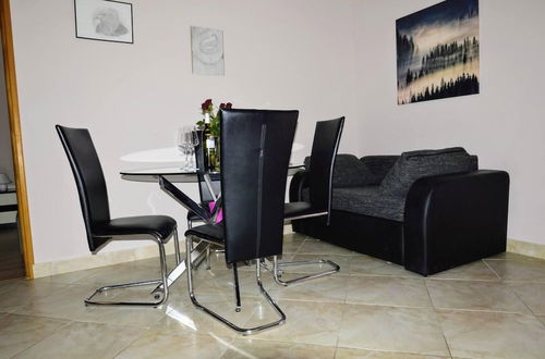 Photo 11 - Lovely 2-bed Apartment in Vinisce, Close to Beach