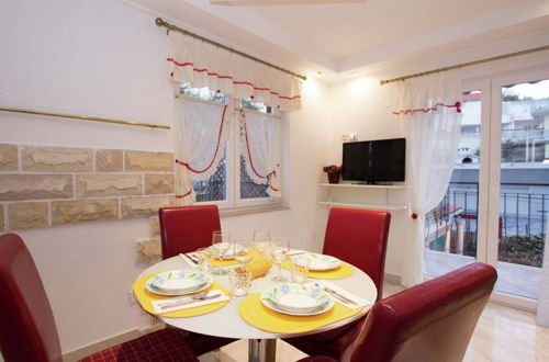 Photo 16 - Spacious Apartment in Slatine With Terrace