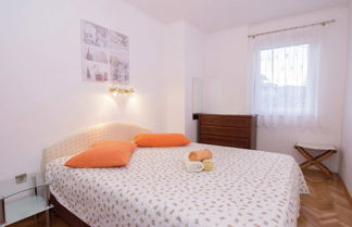 Photo 3 - Spacious Apartment in Slatine With Terrace