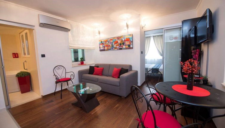 Foto 1 - Impeccable 1-bed Apartment in Center of Split