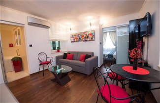 Photo 1 - Impeccable 1-bed Apartment in Center of Split