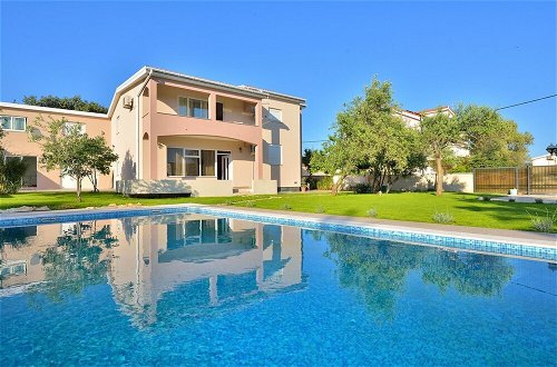 Foto 45 - Villa Fresia in Vir With 4 Bedrooms and 2 Bathrooms