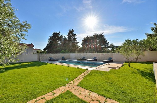 Photo 71 - Villa Fresia in Vir With 4 Bedrooms and 2 Bathrooms