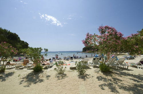 Photo 23 - Spacious Holiday Home in Pakoštane near Sea