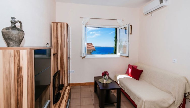 Photo 1 - Bright Apartment in Dalmatia by the Sea