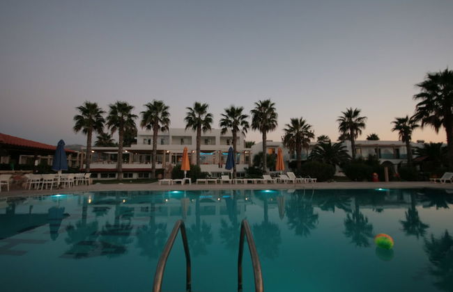 Irina Beach Hotel - Foto 55