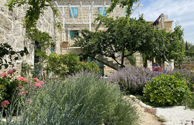 Authentic Villa With Terrace- Complete Privacy - Foto 1