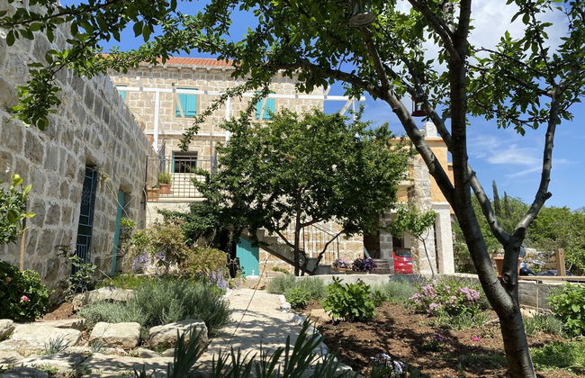 Authentic Villa With Terrace- Complete Privacy - Foto 20