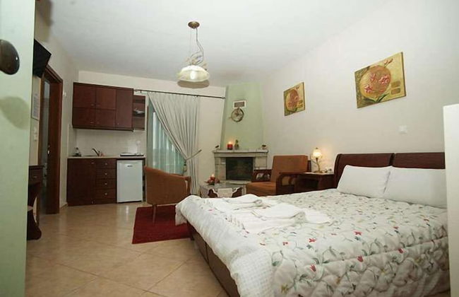 Orama Hotel - Photo 4