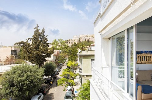 Photo 13 - Yourhome under Acropolis Roofdeck w.view