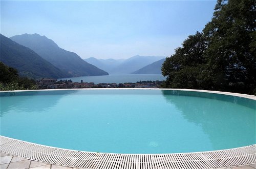 Photo 16 - Flat in Villa With Pool and Lake View