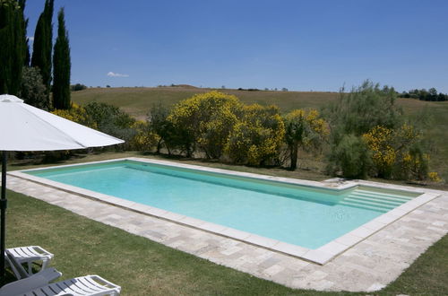 Photo 19 - Belvilla by OYO Farmhouse in Tuscany With Garden