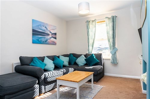 Photo 18 - Comfy, 2 Bed House, Sleeps 6 with Garden and Free Parking in Cheltenham
